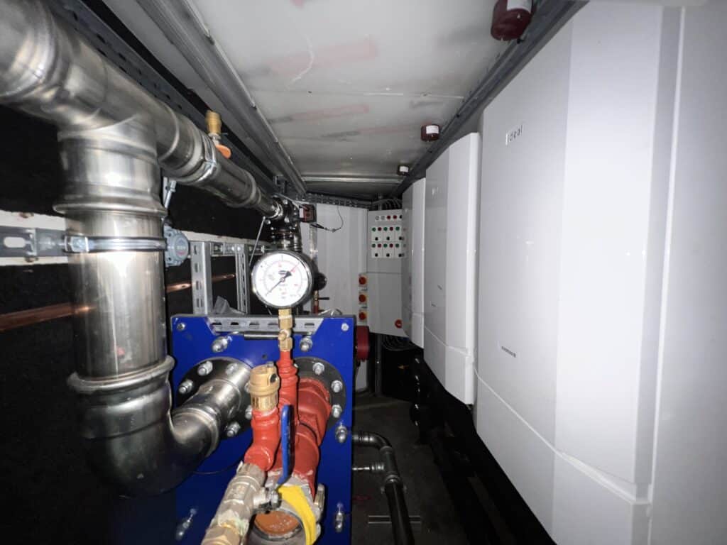TCS 500MW boilers pressure gauges in mobile trailer
